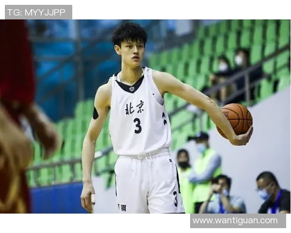 张兆旭：从篮球新星到职业生涯的蜕变与坚持之路