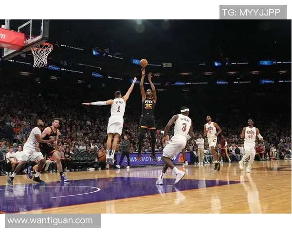 快船与太阳激战三月三十一日NBA季后赛争夺战精彩回顾与分析