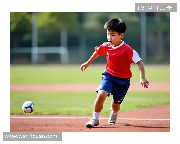 楚阿梅尼的崛起与挑战：探讨年轻球员在足球世界中的发展与未来潜力