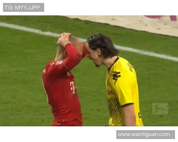 莱万重返德甲赛场引发拜仁球迷愤怒大嘘声称其忘恩负义