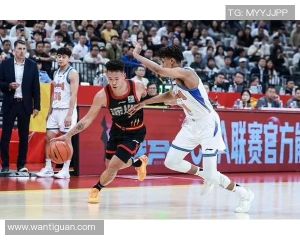 2015年11月20日新疆对阵深圳精彩比赛视频回顾与分析